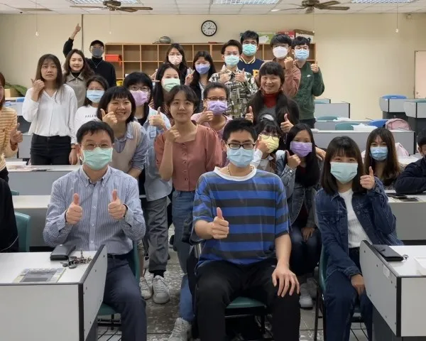第一屆中等閩南語專長師資生-與院長有約餐會│20220329 第5張